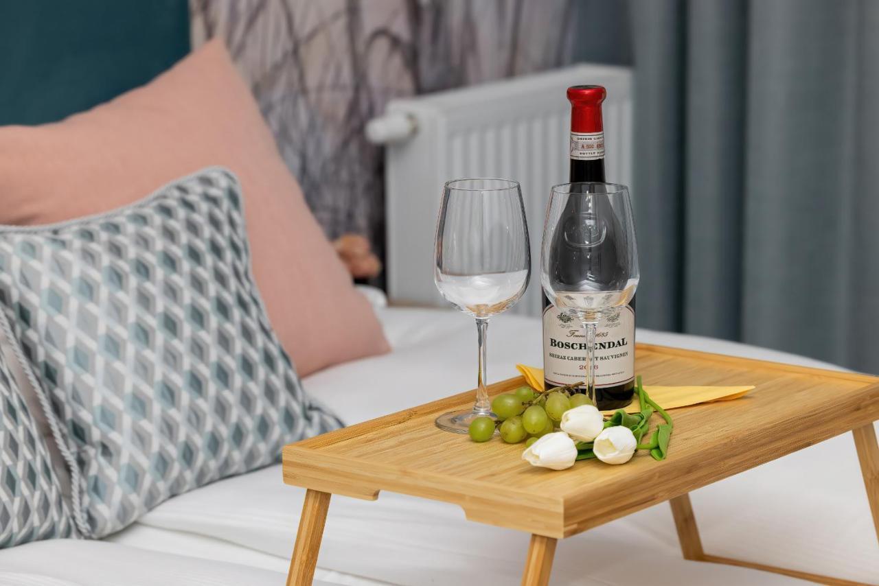 Exclusive Apartments Mostowa By Renters Prestige Poznań Kültér fotó